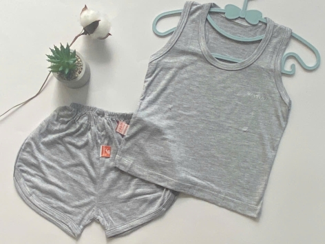 Áo thun ba lỗ cho trẻ